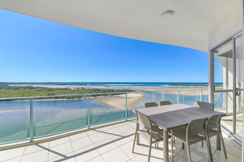 The Duporth Riverside - Australian Directory 3