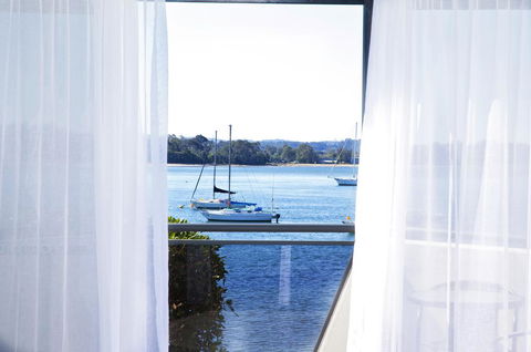 The Esplanade Motel - Australian Directory 1