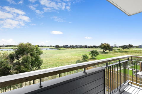 The Fairway Club - Australian Directory 2
