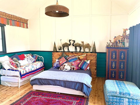 The Funny Farm - Animals / Churchhouse / Amazing Experience - Australian Directory 3