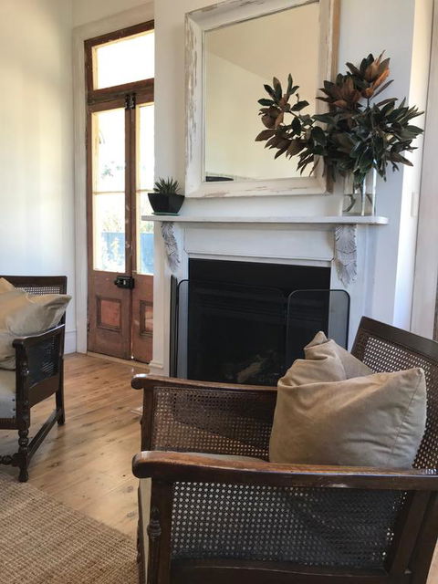 THE GABLES MUDGEE - Australian Directory 3