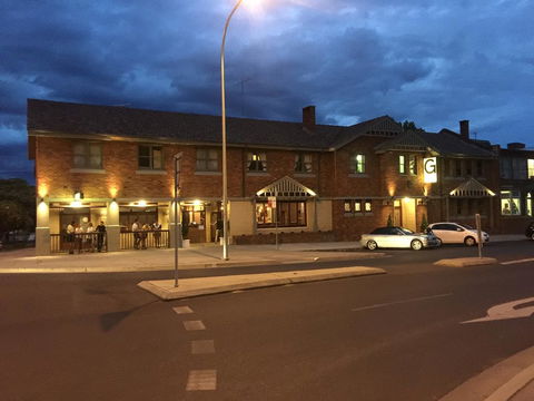 The George Hotel - Australian Directory 0