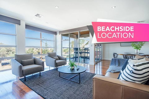The Grand Oasis - Pool - Wifi - Mins From Beach - Australian Directory 0