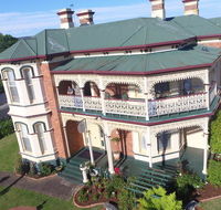 The Grand On Macfie - Australian Directory