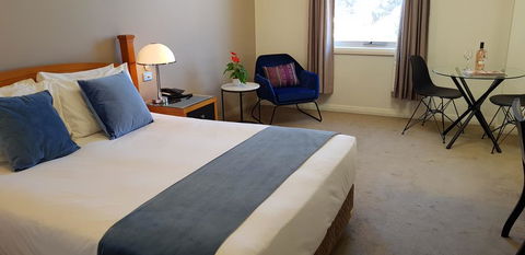 The Grand Motel - Australian Directory 2
