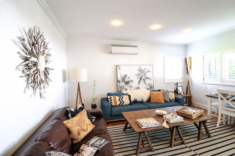 The Guest House At Raffertys Resort - Australian Directory 1