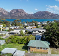 The Hazards Beach Escape - Australian Directory