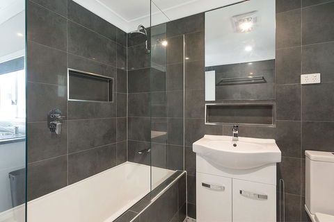 The Inlet Cottage - Australian Directory 0