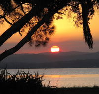 The Jetty Cabin Lakeside - Australian Directory