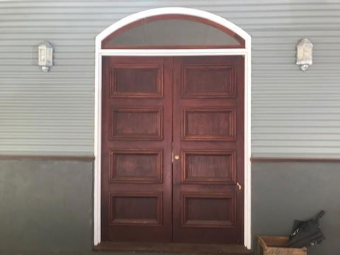 The Lakehouse Manor - Australian Directory 1