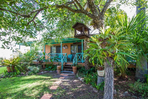 The Little House - Australian Directory 3