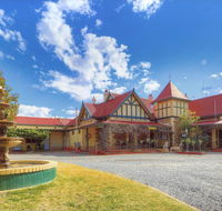 The Lodge Outback Motel - Australian Directory