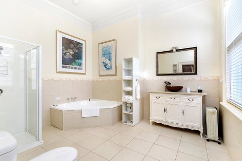 The Madsen Boutique Hotel - Australian Directory 3