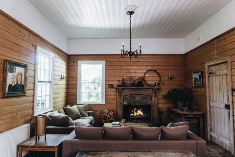 The Main House At Poets Lodge - Australian Directory 1