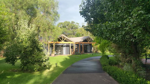 The Musicians Retreat B&B - Australian Directory 1