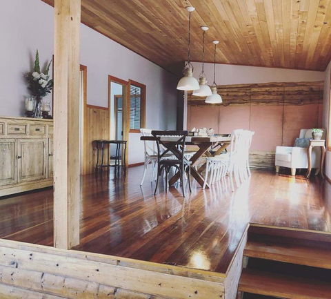 The O Retreat - Australian Directory 3