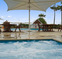 The Oaks Waterfront Resort Unit 302 - Australian Directory