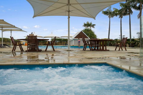 The Oaks Waterfront Resort, Unit 302 - Australian Directory 0