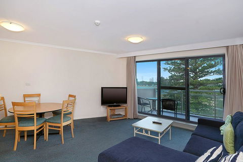The Oaks Waterfront Resort, Unit 302 - Australian Directory 2