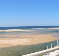 The Oaks Waterfront Resort Unit 502 - Australian Directory
