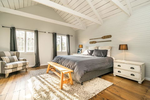 The Oar House - Australian Directory 0