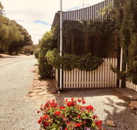 The Olde Devonshire House - Australian Directory