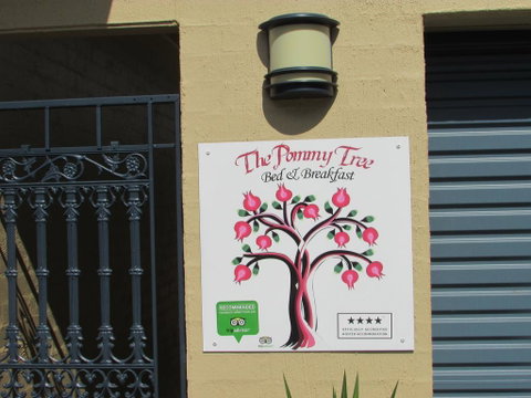 The Pommy Tree - Australian Directory 1