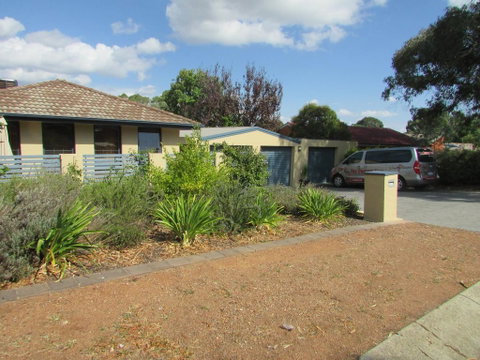 The Pommy Tree - Australian Directory 2