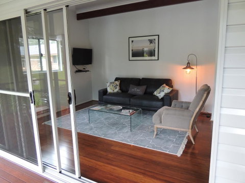 The Pouch B & B - Australian Directory 3