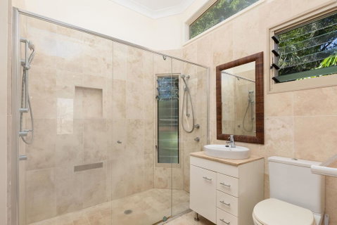 The Richmond Beach Villa - Australian Directory 2
