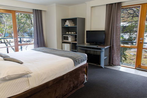 The River Inn Thredbo - Australian Directory 2