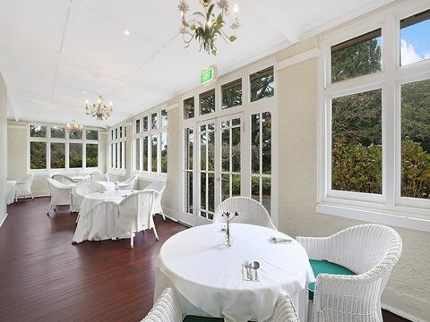 The Robertson Hotel - Australian Directory 2