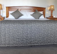 The Saltbush Motor Inn - Australian Directory