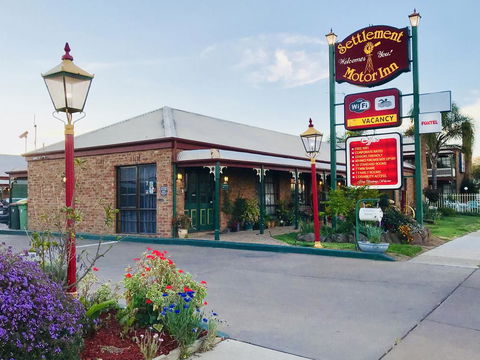 The Settlement Historic Hotel - Australian Directory 0
