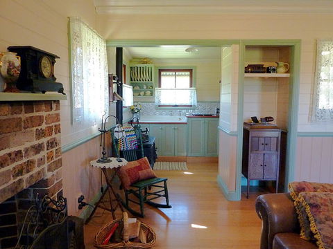 The Settlers Cottage - Kangaroo Valley - Australian Directory 2