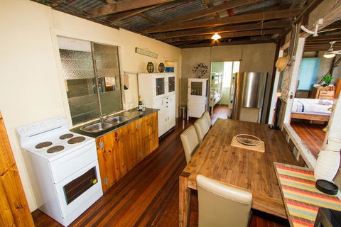 The Shack - Australian Directory 3