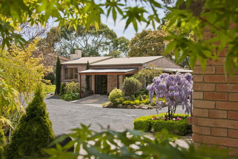 The Shingles Riverside Cottages - Australian Directory 0