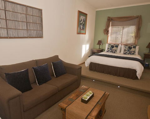 The Shingles Riverside Cottages - Australian Directory 3