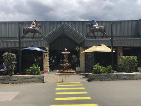 The Sportsman's Hotel - Australian Directory 0