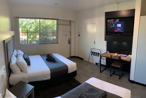 The Stuart Hotel-Motel - Australian Directory 0