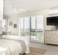 The Turnberry - Australian Directory