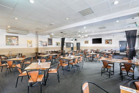 The Union Club Hotel - Australian Directory 1