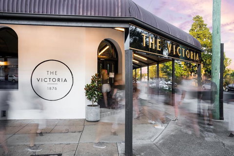 The Victoria Bathurst - Australian Directory 0