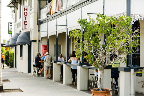 The Waterloo Bay Hotel - Australian Directory 1