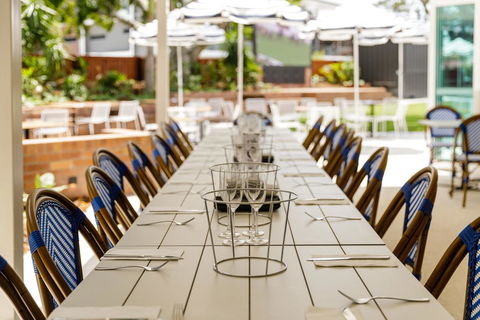The Waterloo Bay Hotel - Australian Directory 3