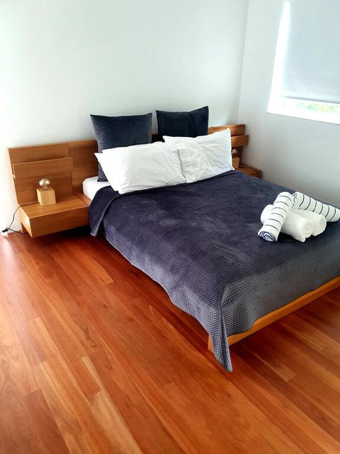 Three Bays Coolum - Australian Directory 3
