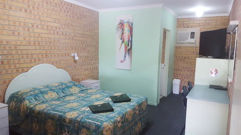 Tiaro Motor Inn - Australian Directory 2