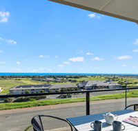 Ticky's Dream - 18 Turnberry Drive - Australian Directory