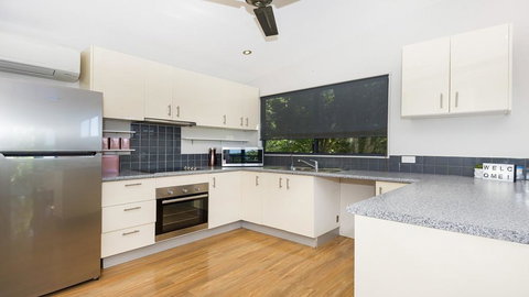 Timbavati - Air-conditioning - WiFi - Australian Directory 1