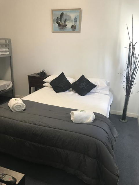 Tin Can Bay Budget Accommodation - Australian Directory 0